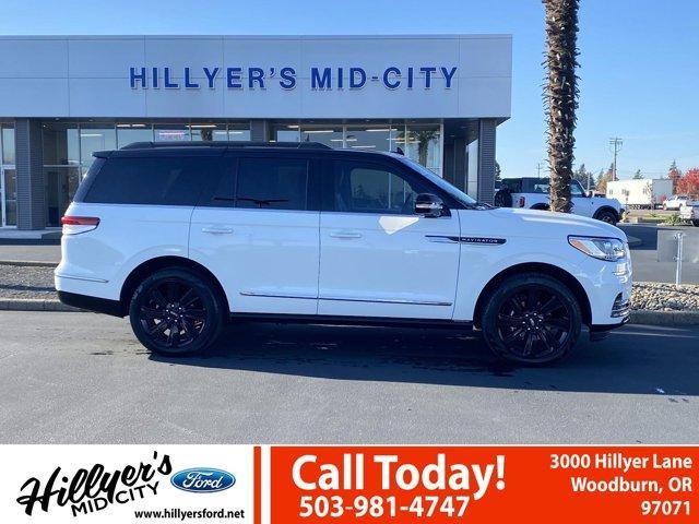 used 2022 Lincoln Navigator car, priced at $75,747