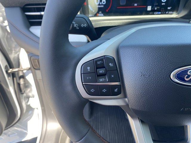 new 2025 Ford Explorer car