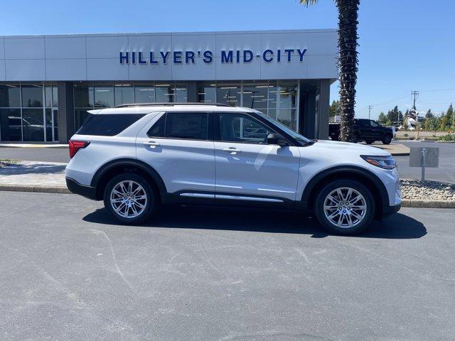 new 2025 Ford Explorer car