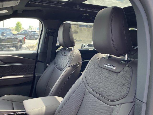 new 2025 Ford Explorer car