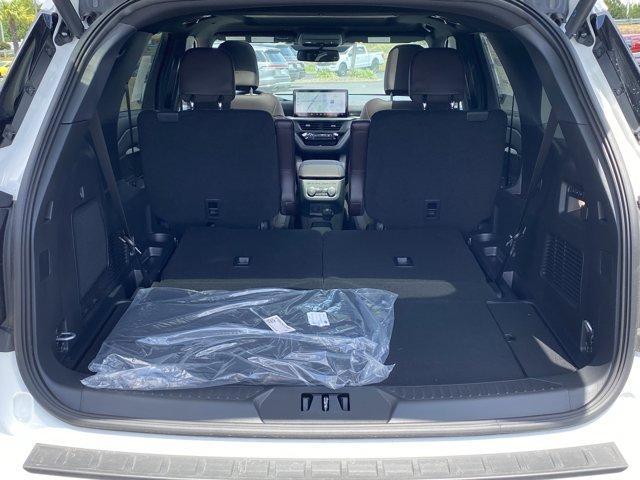 new 2025 Ford Explorer car