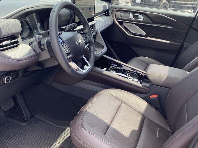 new 2025 Ford Explorer car