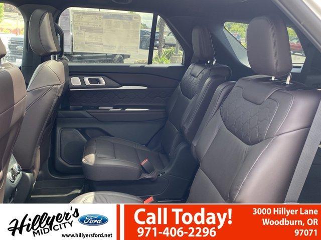 new 2025 Ford Explorer car