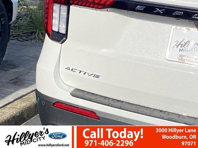 new 2025 Ford Explorer car