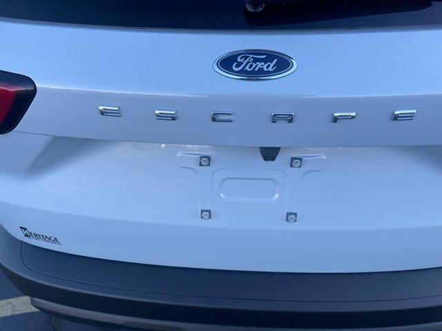 new 2025 Ford Escape car, priced at $34,000