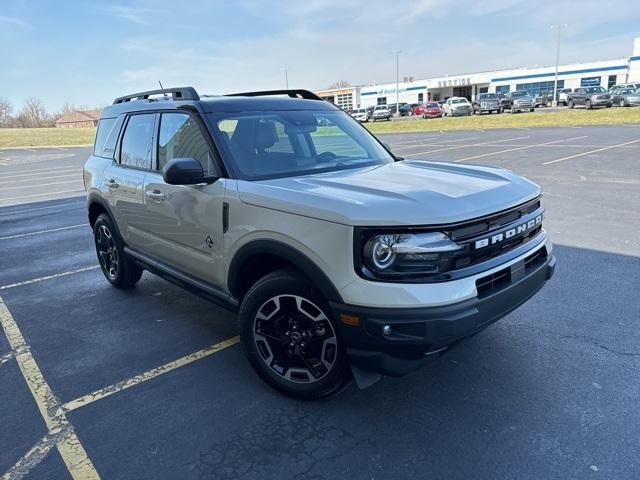new 2024 Ford Bronco Sport car, priced at $35,000
