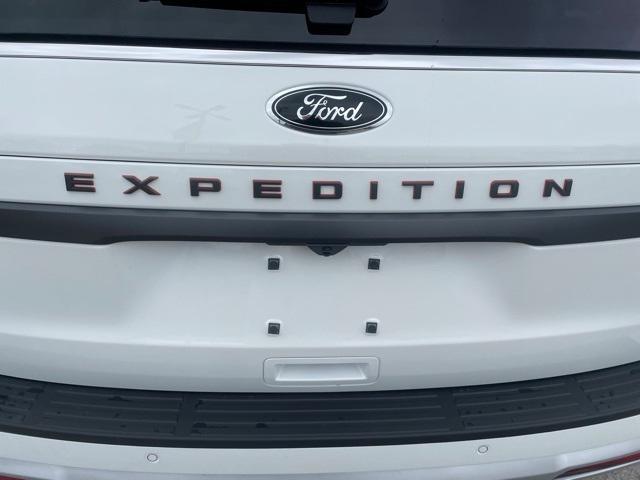 new 2024 Ford Expedition car, priced at $75,000