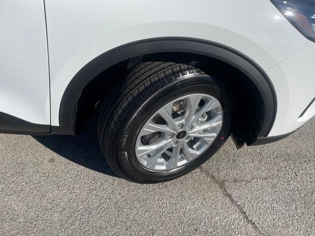 new 2025 Ford Escape car, priced at $29,500