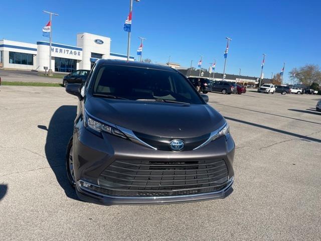 used 2022 Toyota Sienna car, priced at $39,000