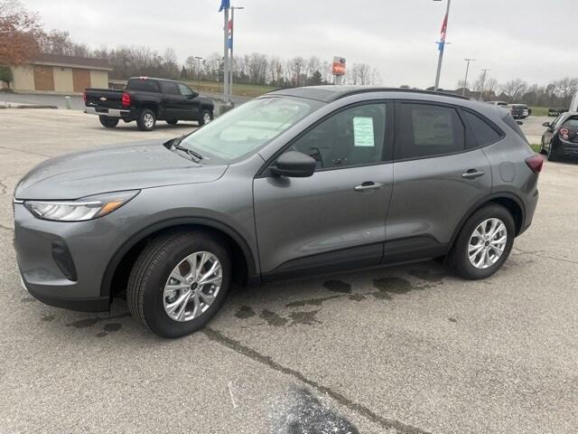 new 2025 Ford Escape car, priced at $29,500