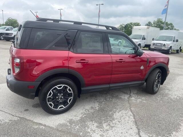 new 2025 Ford Bronco Sport car, priced at $36,000