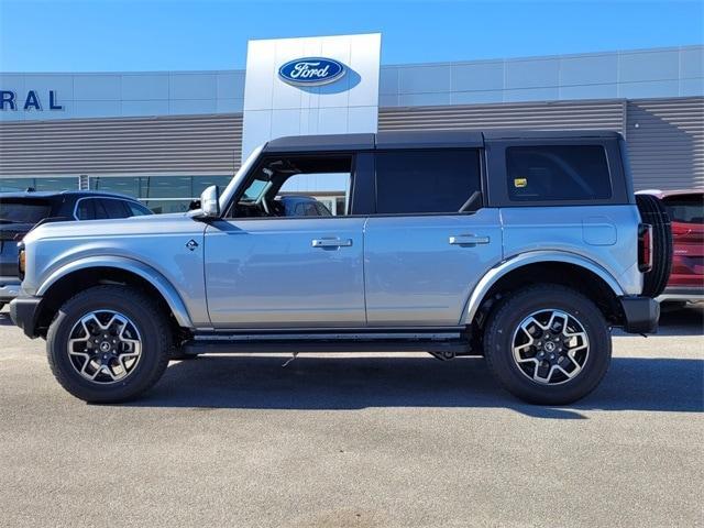 new 2024 Ford Bronco car, priced at $53,199