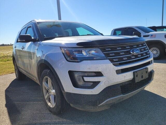 used 2017 Ford Explorer car