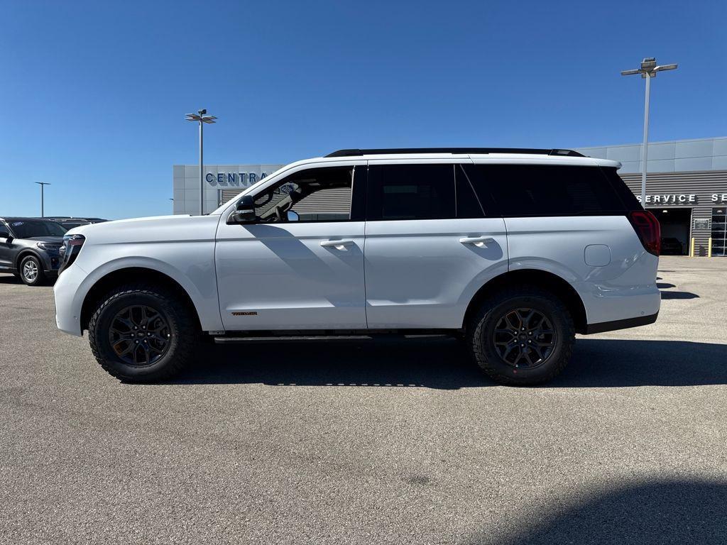 new 2025 Ford Expedition car, priced at $79,418