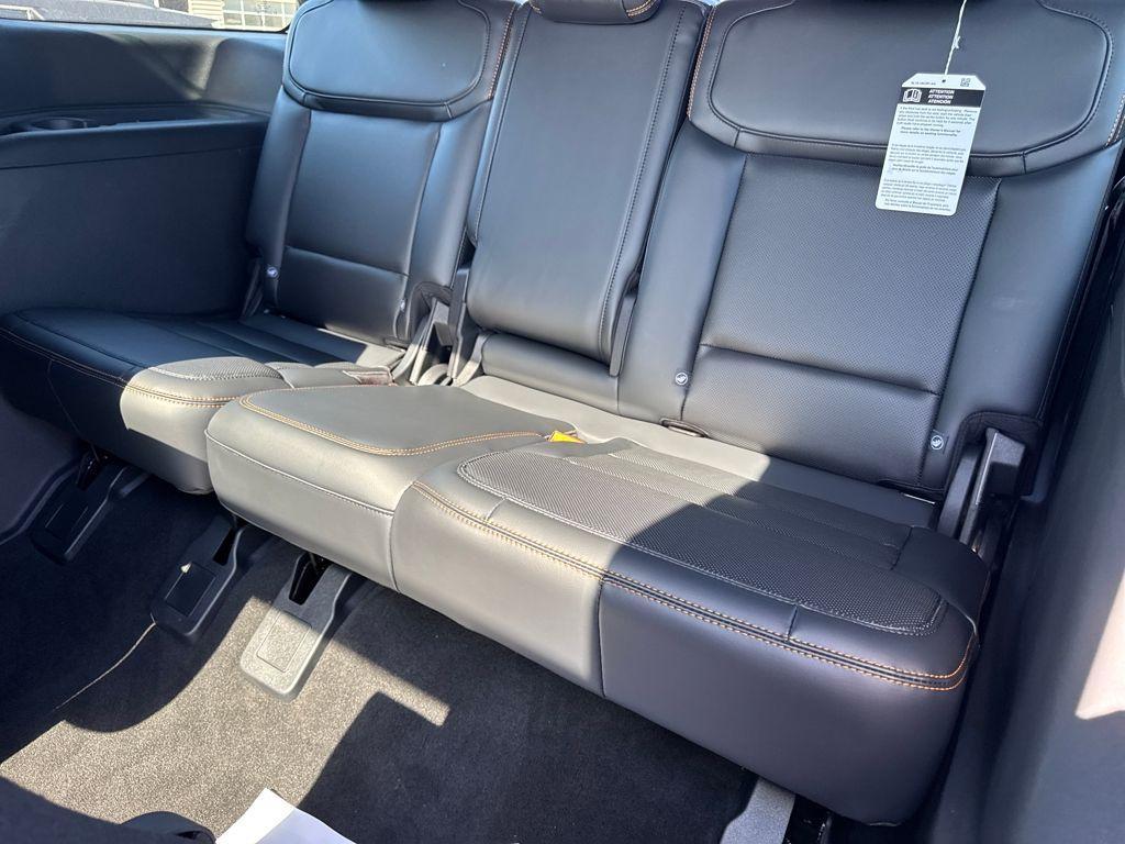 new 2025 Ford Expedition car, priced at $79,418