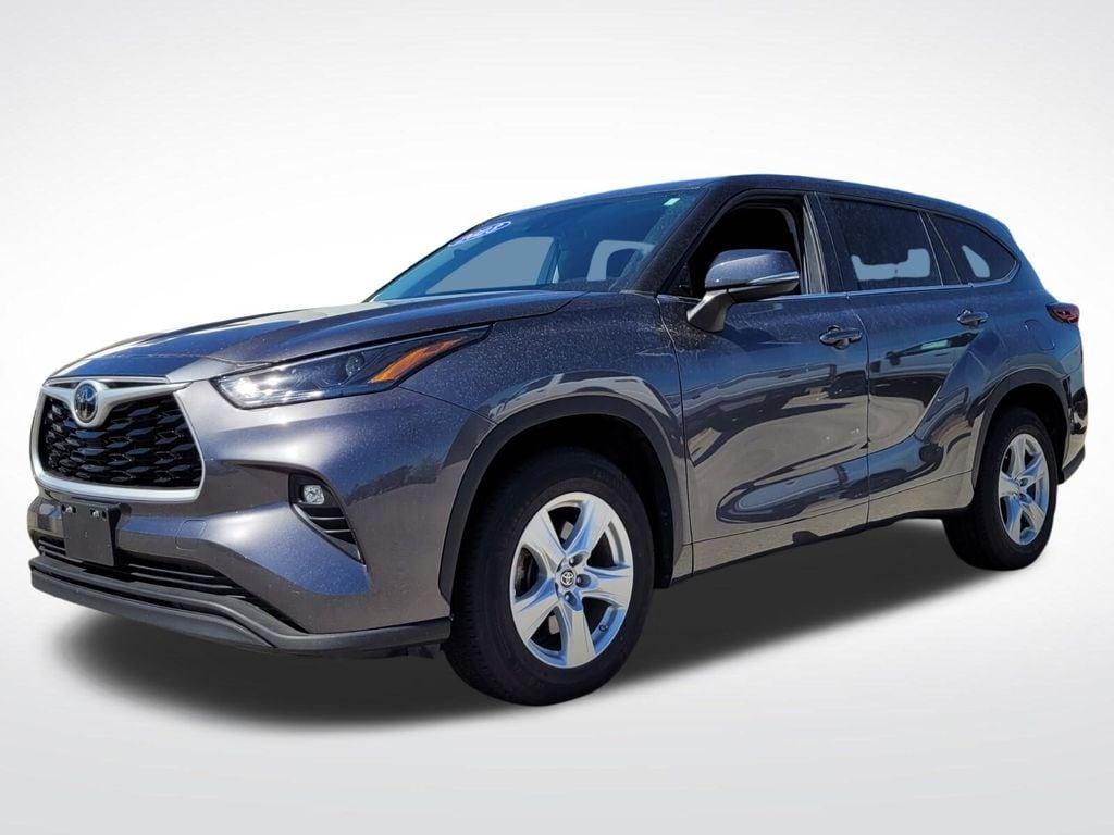 used 2023 Toyota Highlander car, priced at $29,499