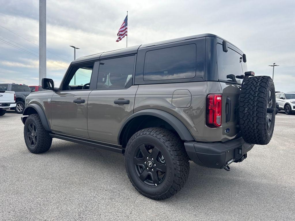 new 2025 Ford Bronco car, priced at $50,784