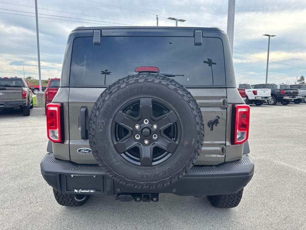 new 2025 Ford Bronco car, priced at $50,784