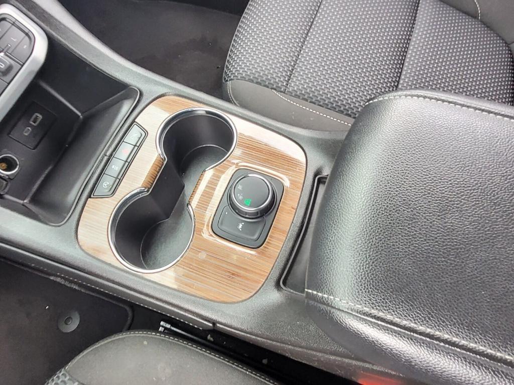 used 2023 GMC Acadia car, priced at $28,995