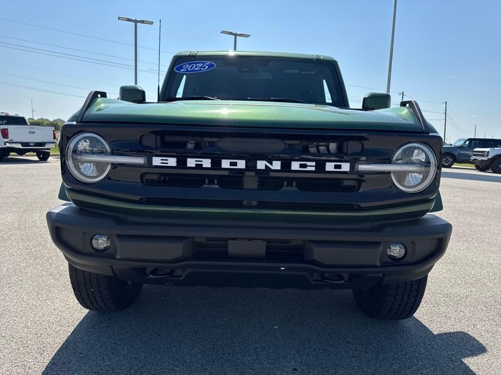 new 2025 Ford Bronco car, priced at $49,738
