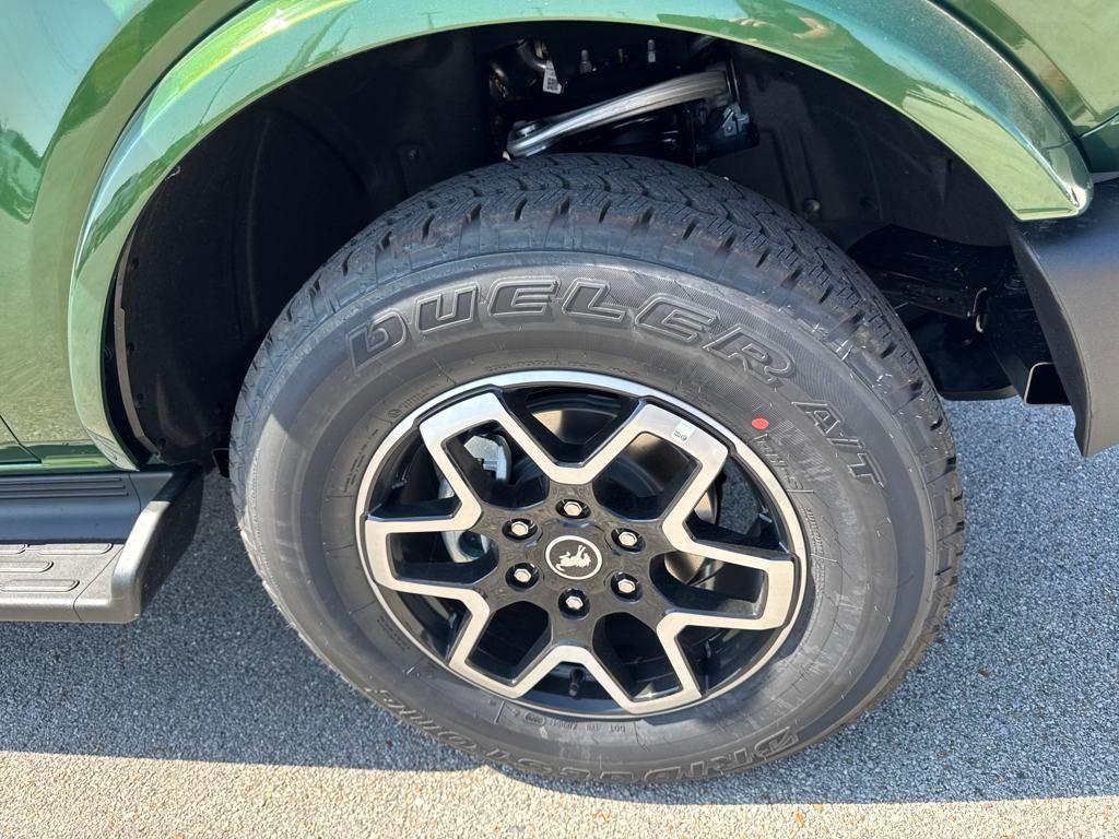 new 2025 Ford Bronco car, priced at $50,242