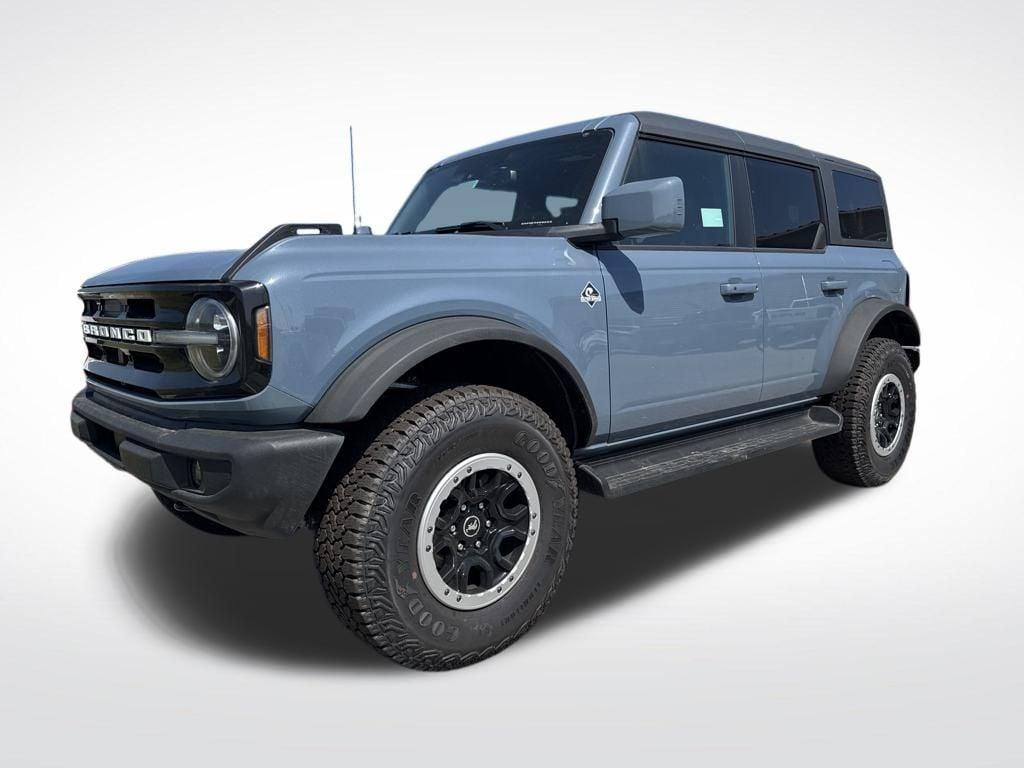new 2025 Ford Bronco car, priced at $59,717