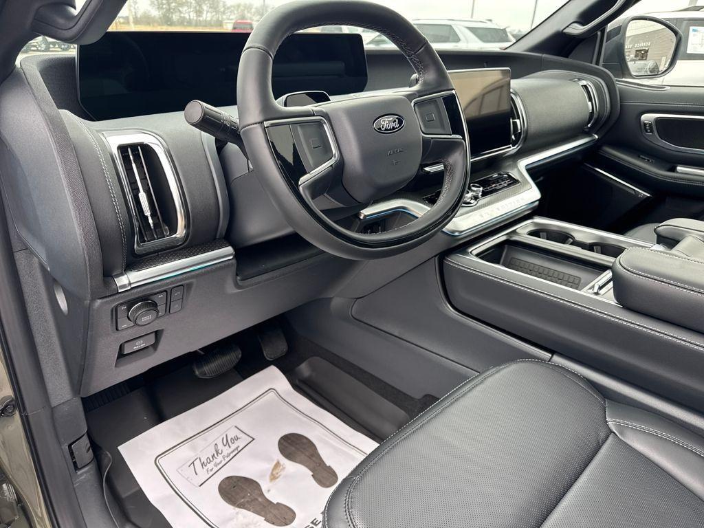 new 2025 Ford Expedition car, priced at $77,415