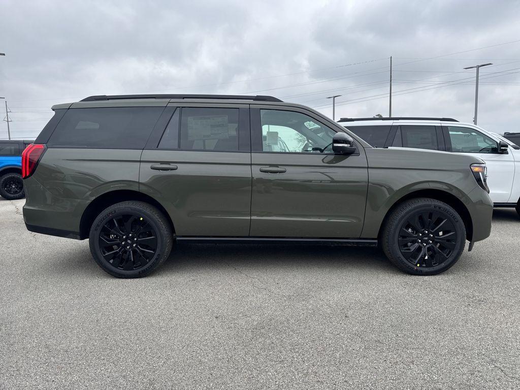new 2025 Ford Expedition car, priced at $77,415