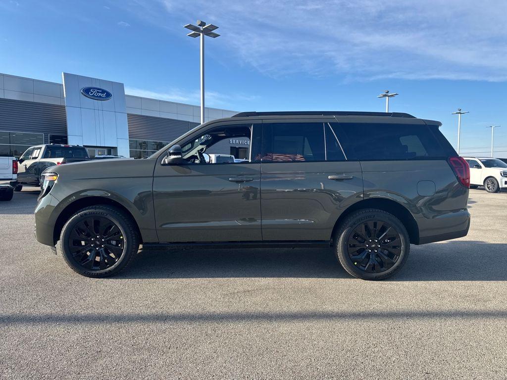 new 2025 Ford Expedition car, priced at $77,415