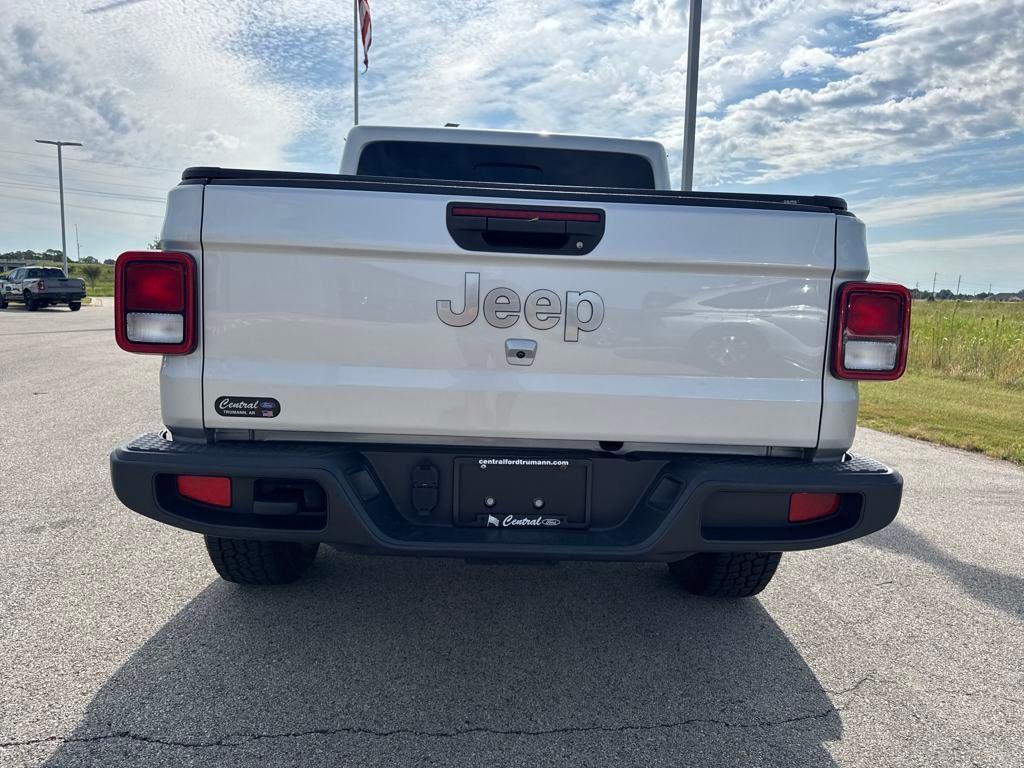 used 2023 Jeep Gladiator car, priced at $31,679