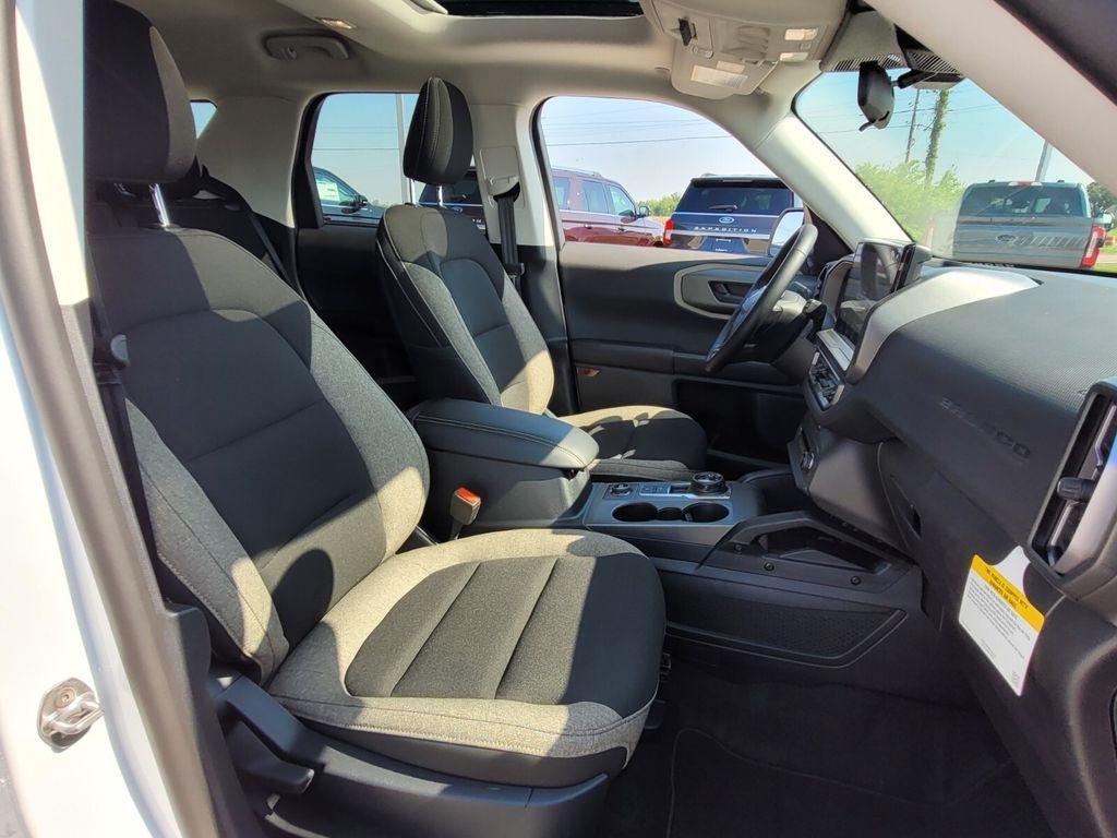new 2025 Ford Bronco Sport car, priced at $33,831