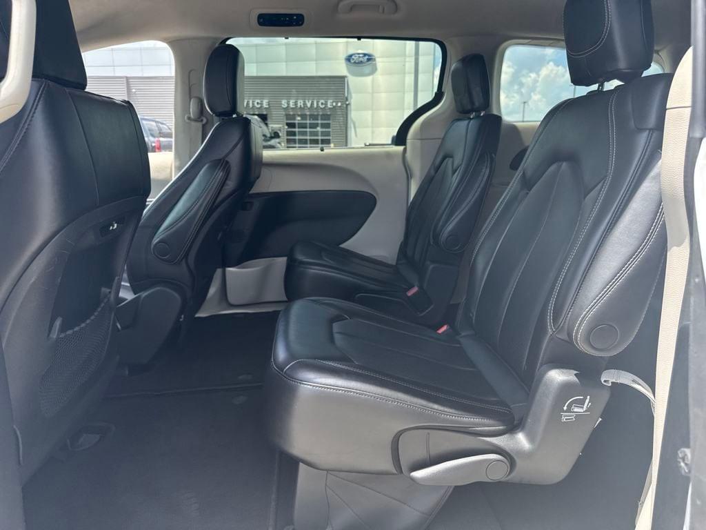 used 2023 Chrysler Pacifica car, priced at $24,995