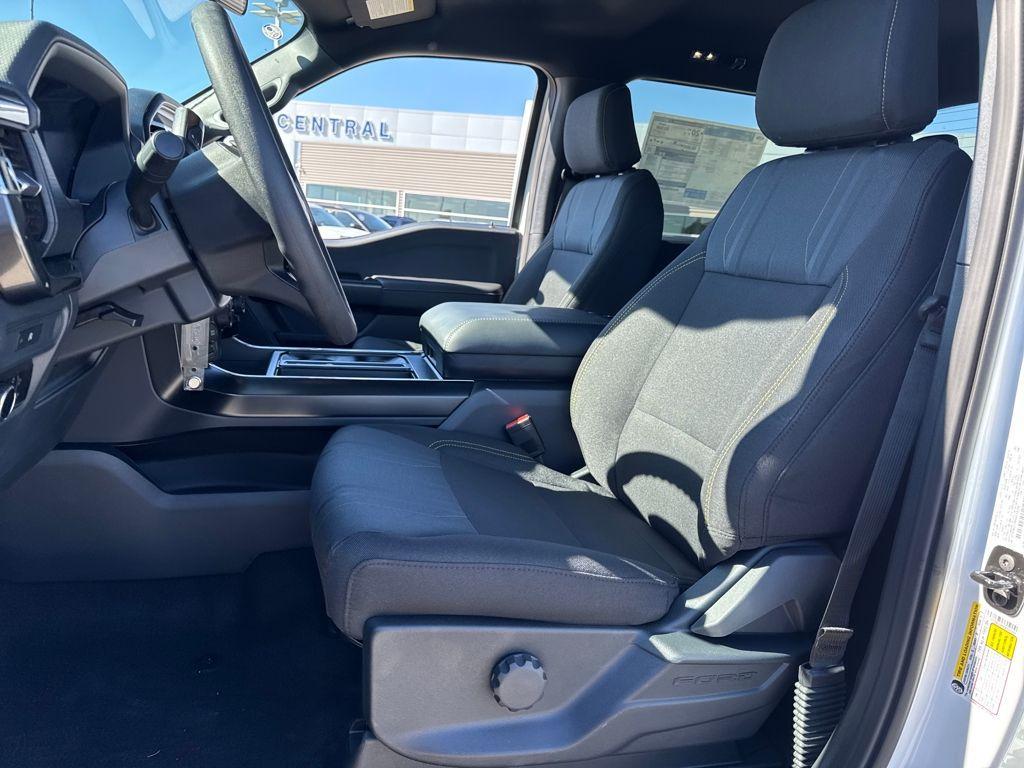 new 2025 Ford F-150 car, priced at $47,522