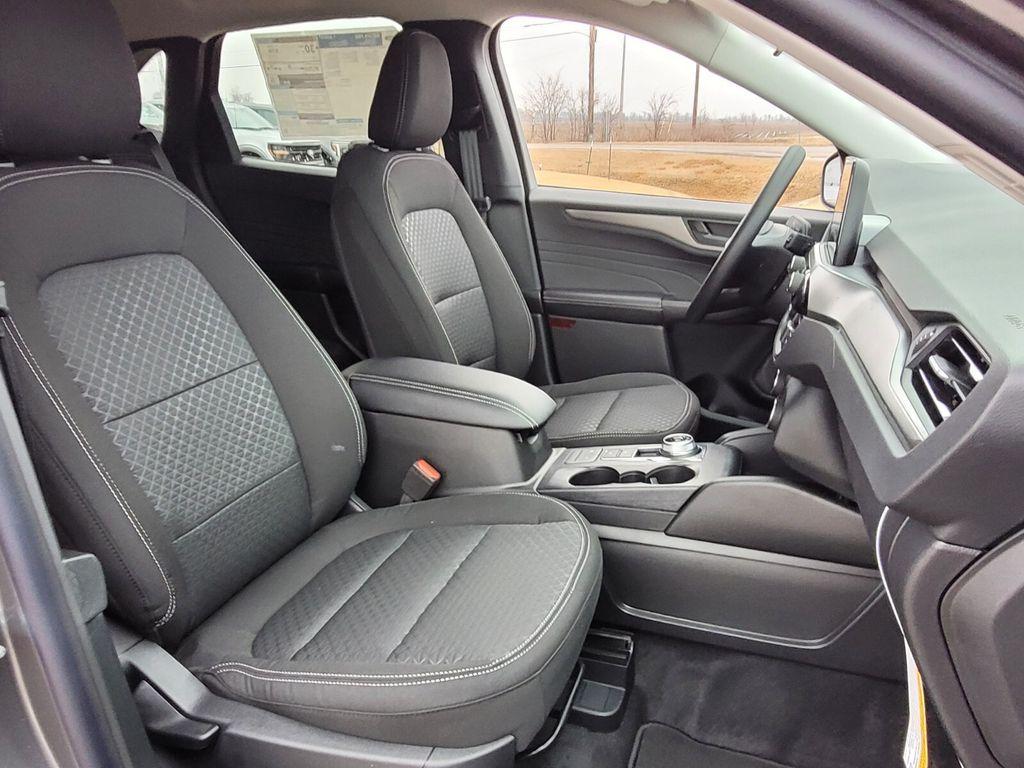 new 2025 Ford Escape car, priced at $28,352