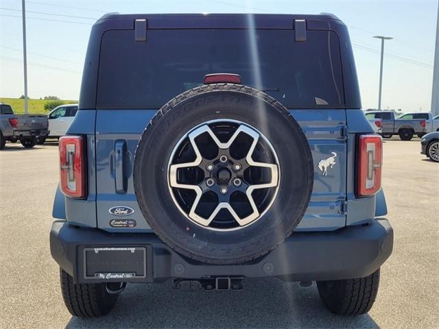 new 2024 Ford Bronco car, priced at $53,300