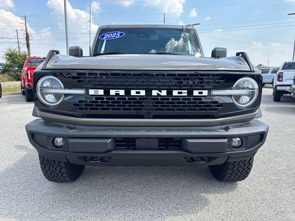 new 2025 Ford Bronco car, priced at $50,634