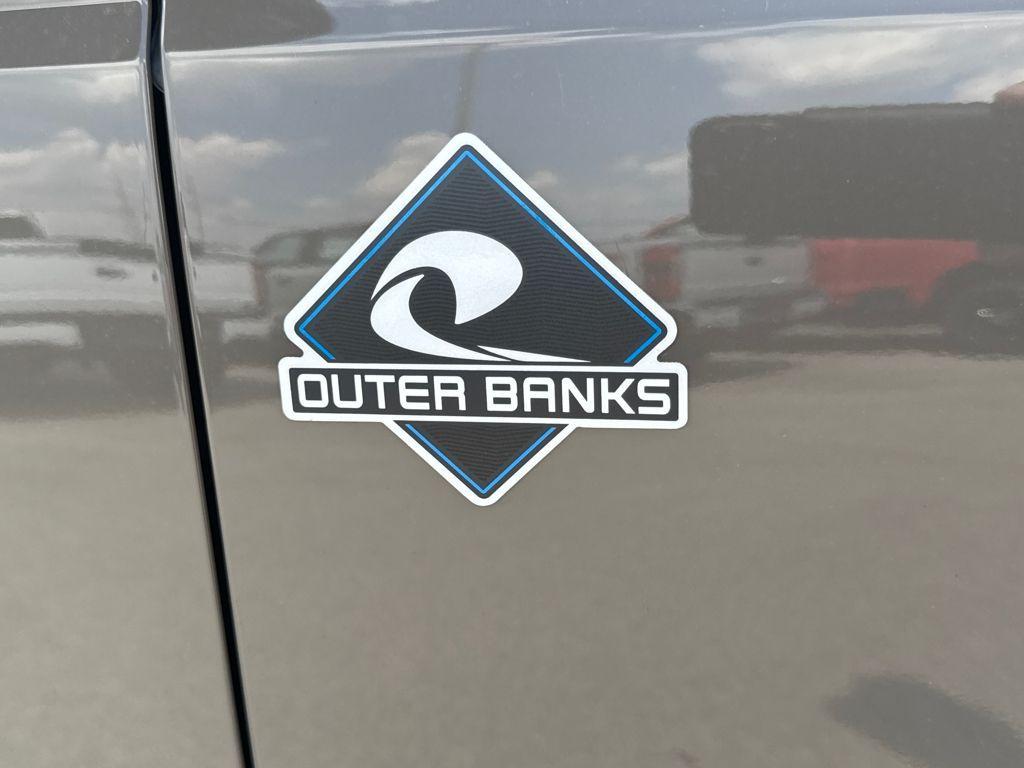 new 2025 Ford Bronco car, priced at $50,634