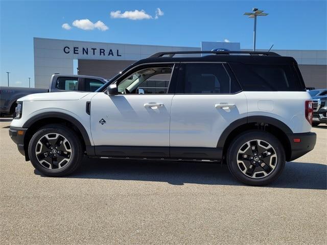 new 2024 Ford Bronco Sport car, priced at $37,920