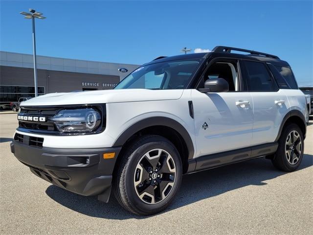 new 2024 Ford Bronco Sport car, priced at $37,920