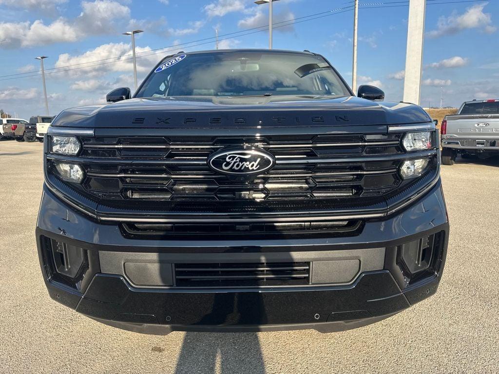 new 2025 Ford Expedition car, priced at $80,543
