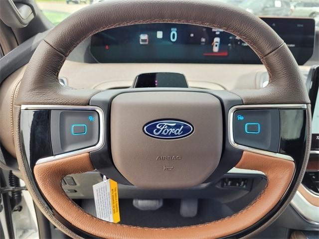 new 2025 Ford Expedition car, priced at $84,674