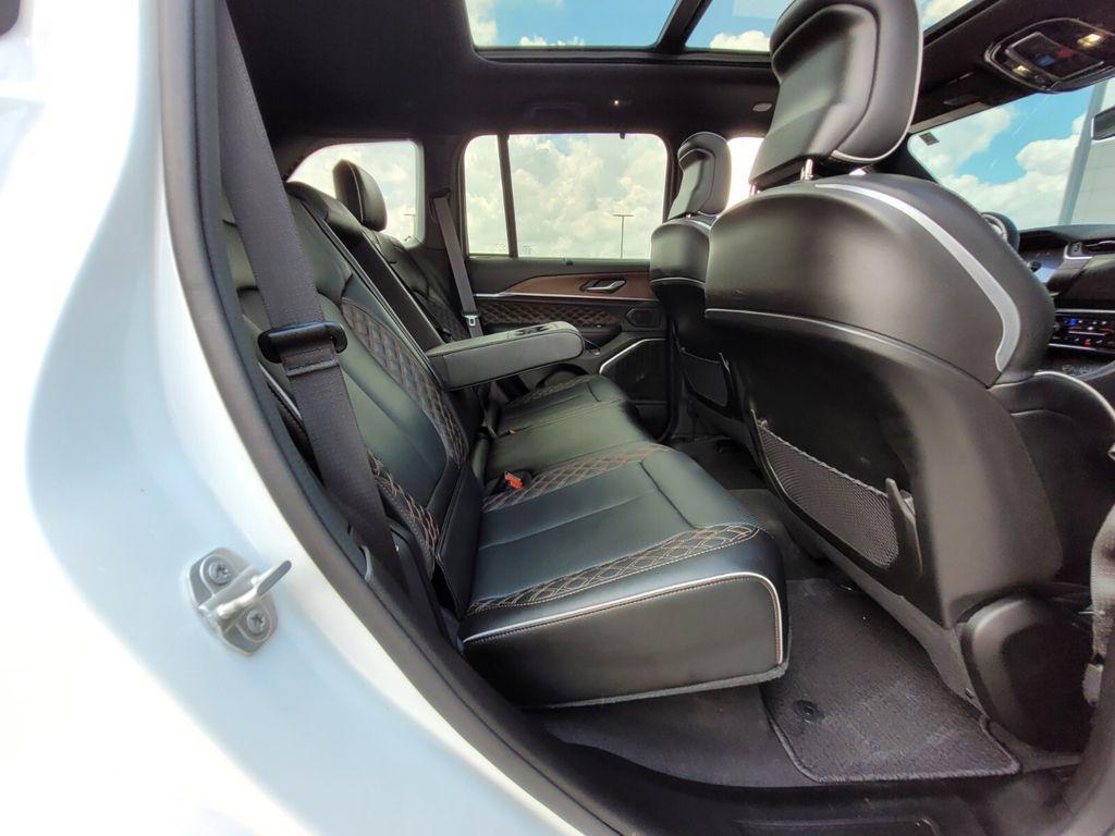 used 2024 Jeep Grand Cherokee car, priced at $48,995