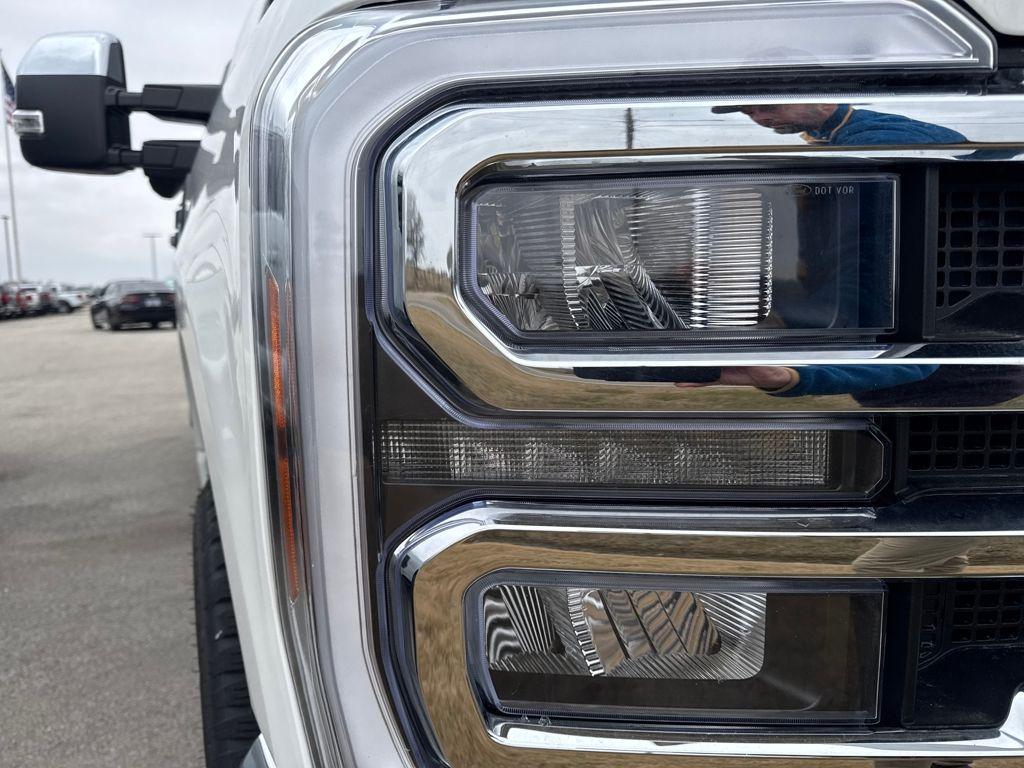 new 2025 Ford F-250 car, priced at $93,060