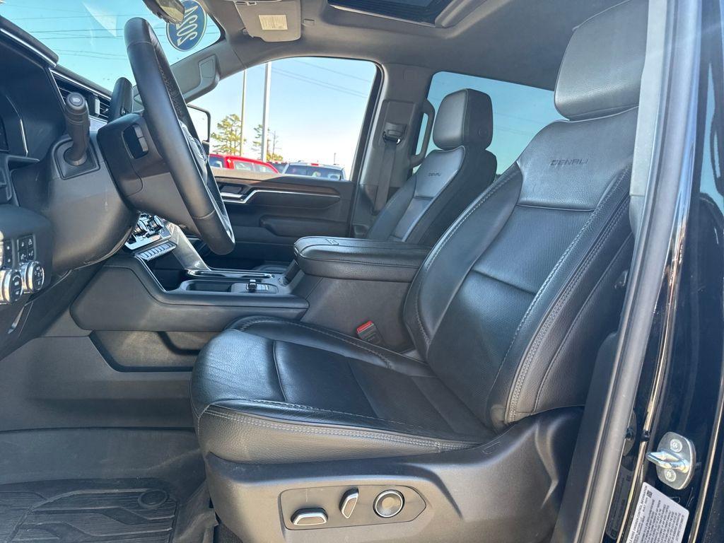 used 2024 GMC Sierra 2500 car, priced at $72,460
