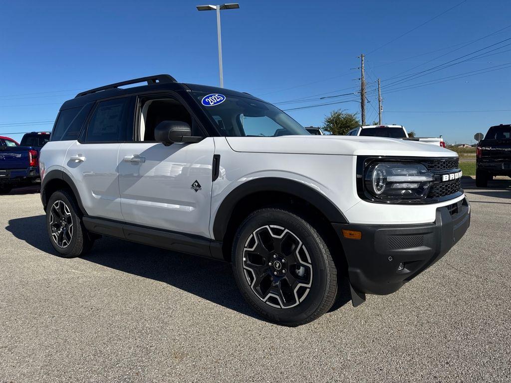 new 2025 Ford Bronco Sport car, priced at $39,166