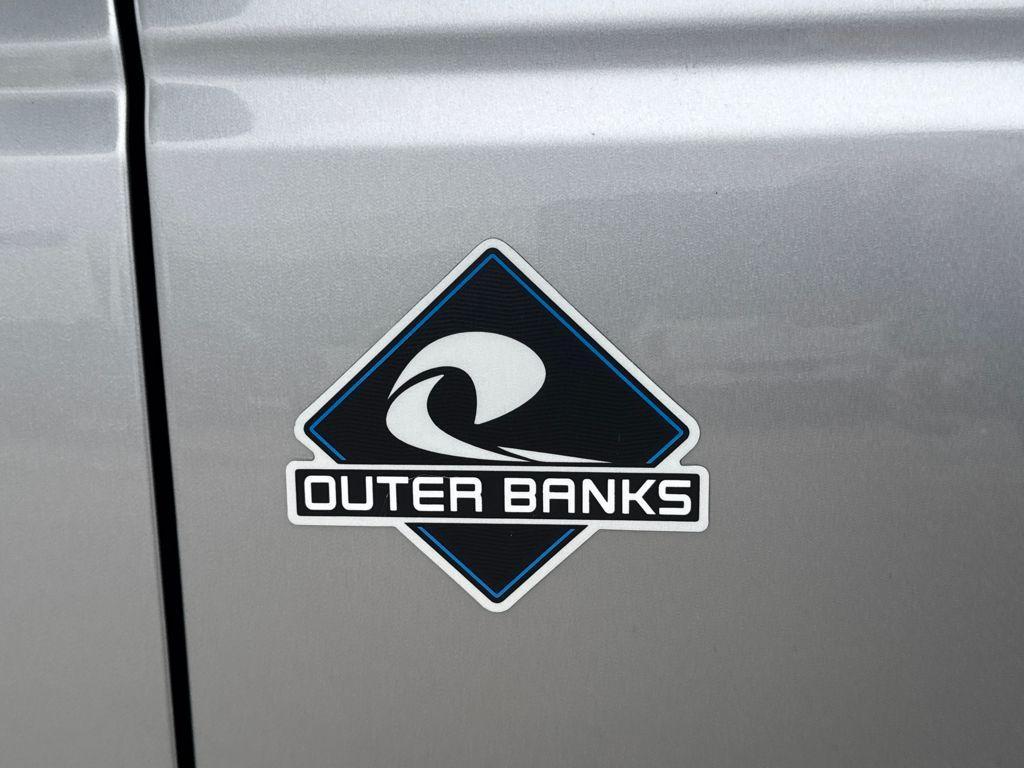 used 2024 Ford Bronco car, priced at $45,995