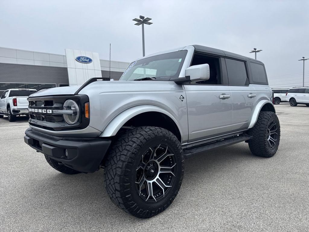 used 2024 Ford Bronco car, priced at $45,995