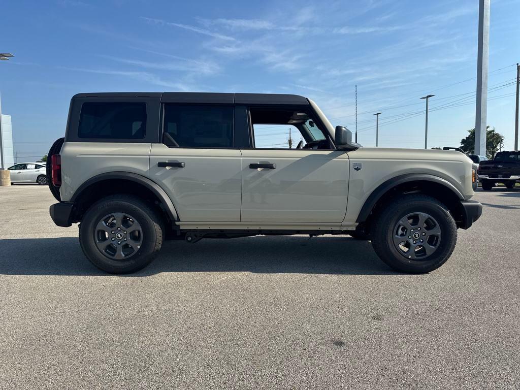new 2025 Ford Bronco car, priced at $46,183