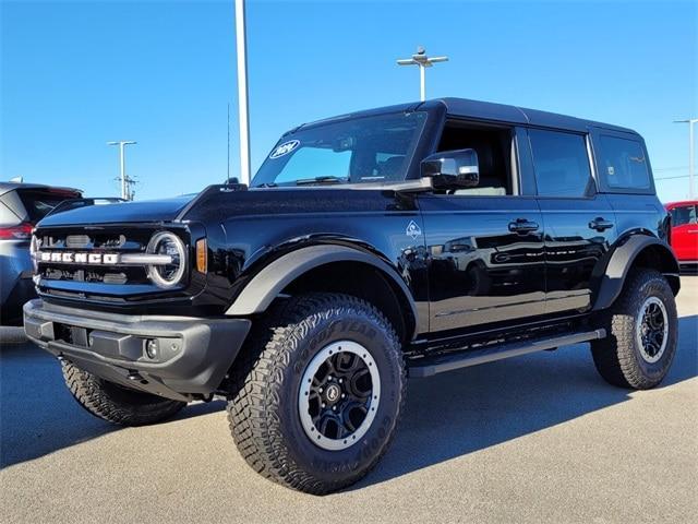 new 2024 Ford Bronco car, priced at $60,323