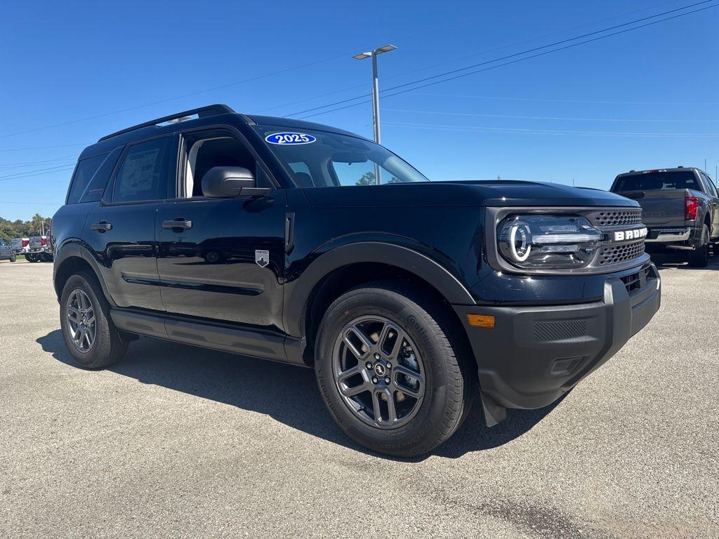 new 2025 Ford Bronco Sport car, priced at $31,843